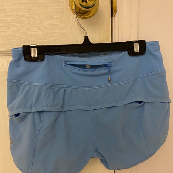 Lululemon Speed Up Shorts - Picture 4 of 5